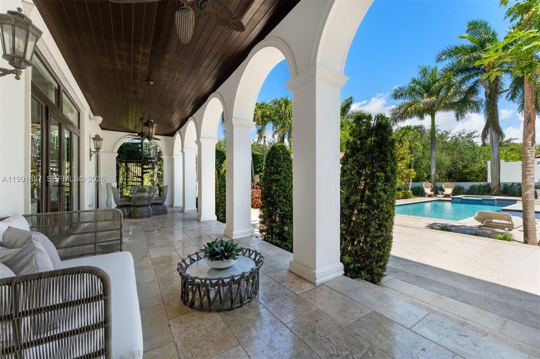 En Venta: $6,900,000 (9 camas, 9 baños, 8136 Pies cuadrados)