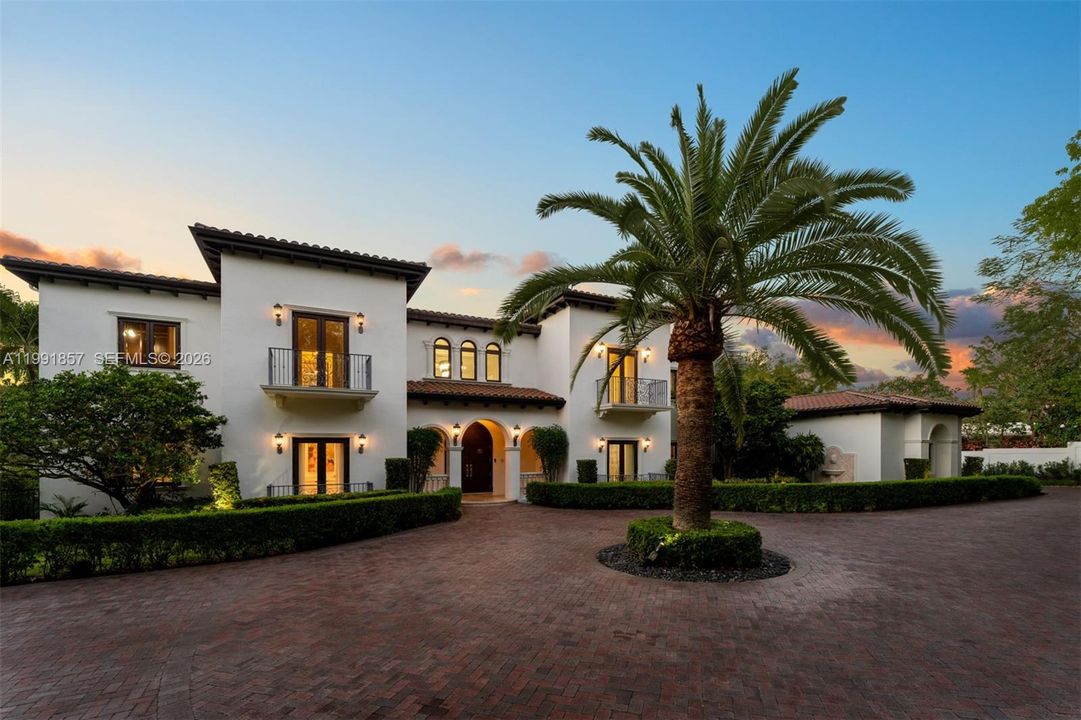 En Venta: $6,900,000 (9 camas, 9 baños, 8136 Pies cuadrados)
