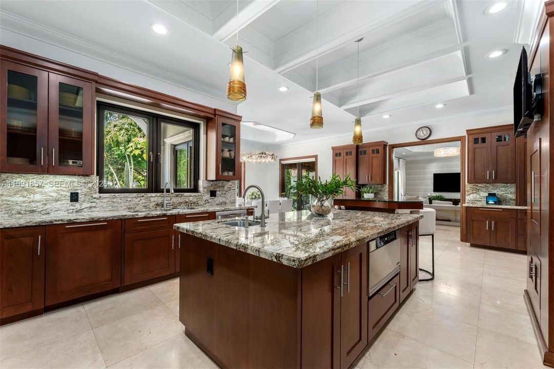 En Venta: $6,900,000 (9 camas, 9 baños, 8136 Pies cuadrados)