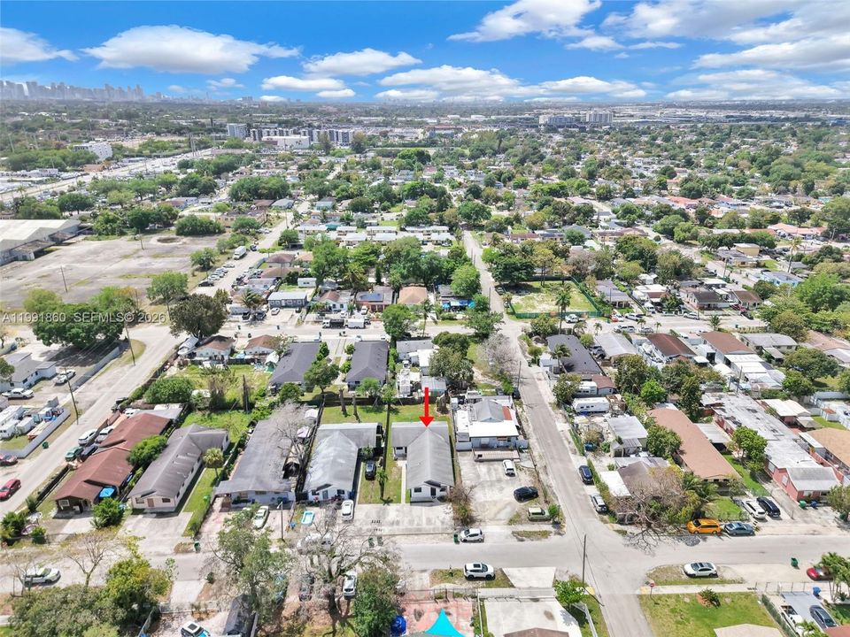 En Venta: $729,000 (0 camas, 0 baños, 1944 Pies cuadrados)