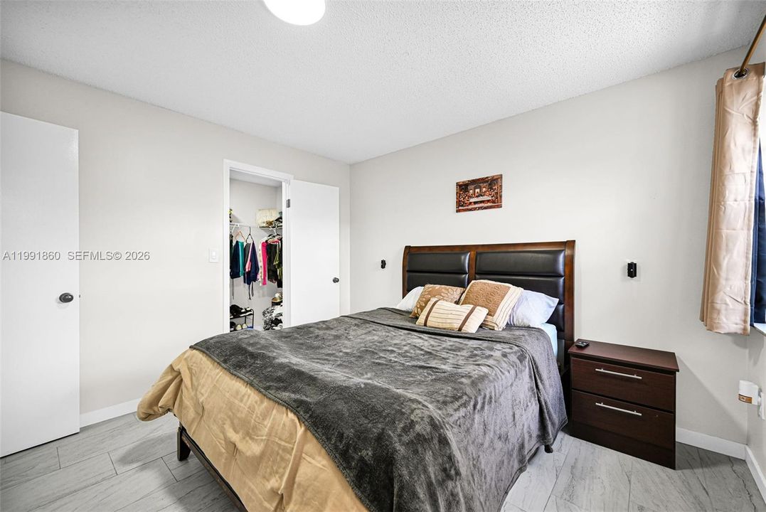 En Venta: $729,000 (0 camas, 0 baños, 1944 Pies cuadrados)