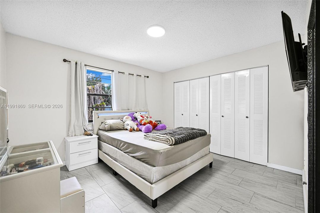 En Venta: $729,000 (0 camas, 0 baños, 1944 Pies cuadrados)