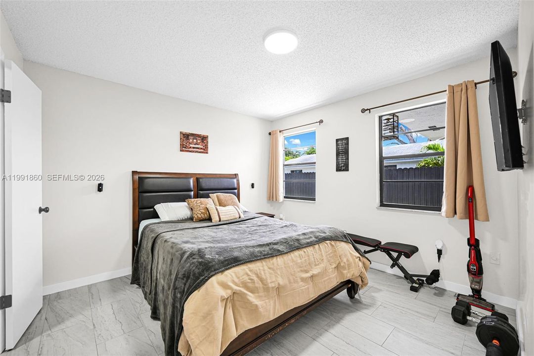 En Venta: $729,000 (0 camas, 0 baños, 1944 Pies cuadrados)