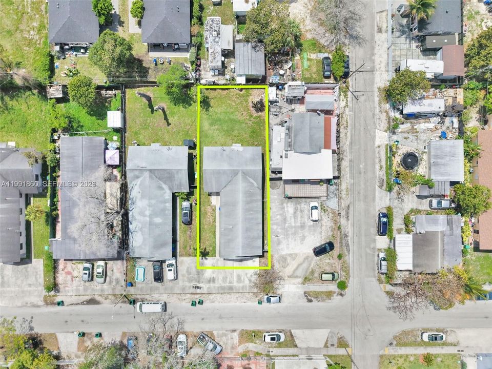 En Venta: $729,000 (0 camas, 0 baños, 1944 Pies cuadrados)