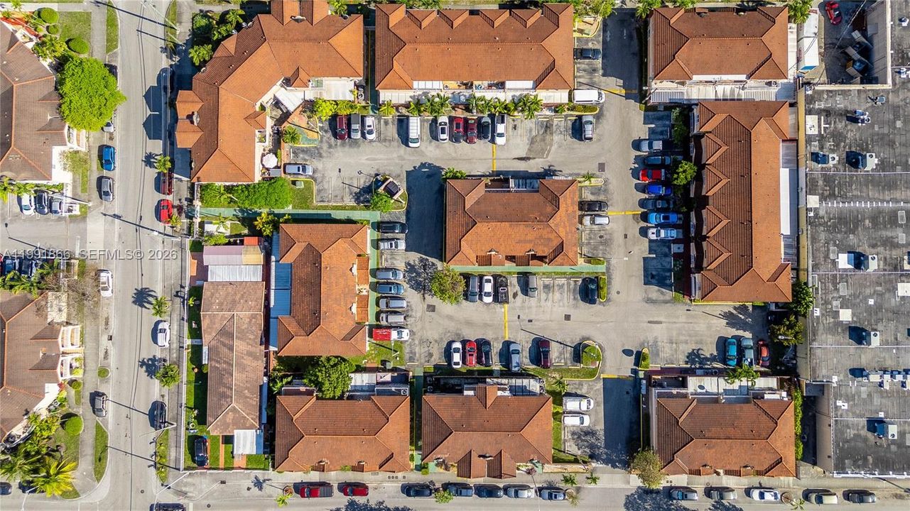 En Venta: $324,900 (3 camas, 2 baños, 1030 Pies cuadrados)