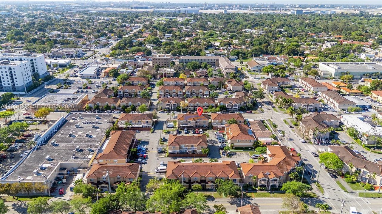 En Venta: $324,900 (3 camas, 2 baños, 1030 Pies cuadrados)