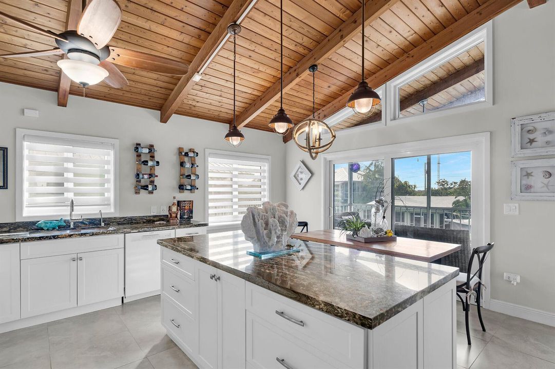 kitchen/Dining