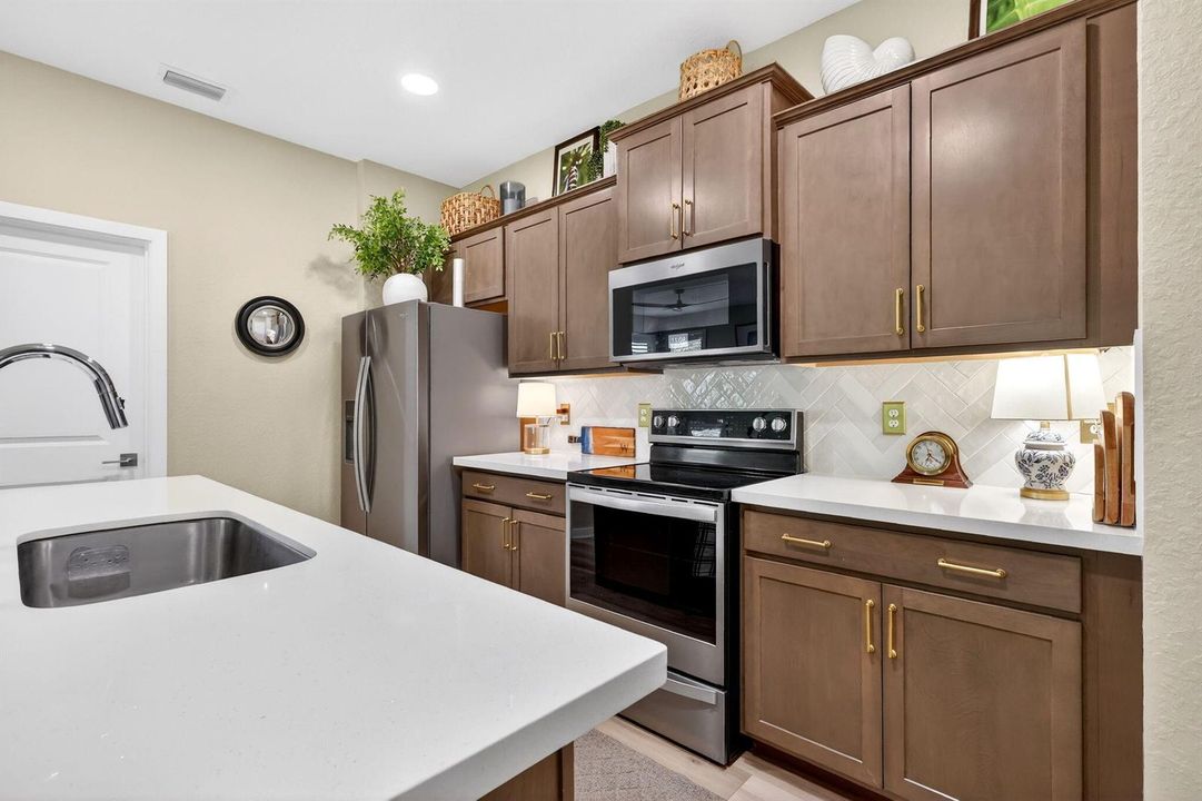 12-web-or-mls-5P1A9075