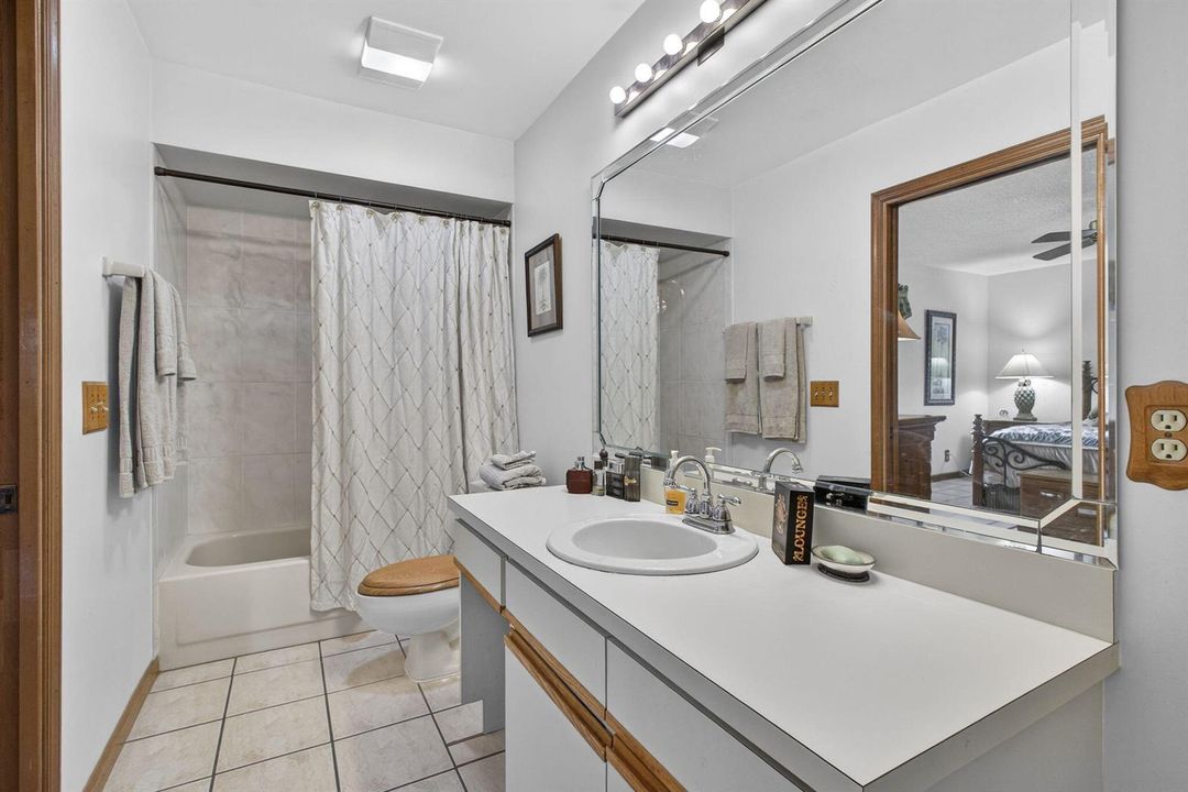 Bath 4