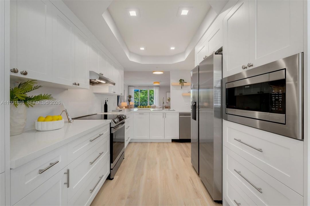 For Sale: $950,000 (4 beds, 2 baths, 1864 Square Feet)