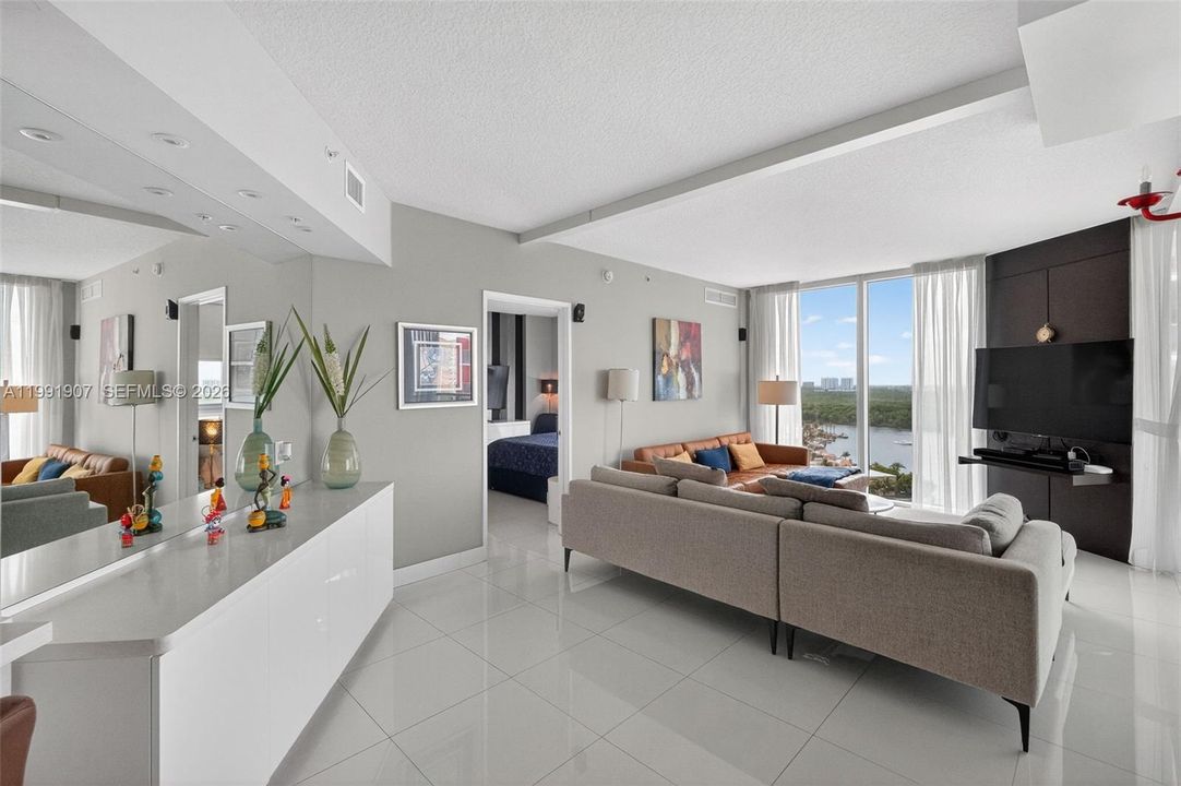 Active With Contract: $849,000 (3 beds, 2 baths, 1458 Square Feet)