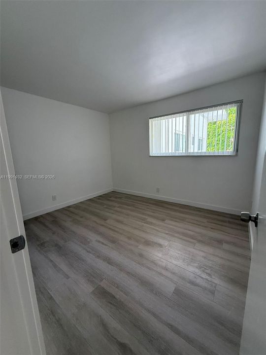 Active With Contract: $2,200 (2 beds, 2 baths, 850 Square Feet)