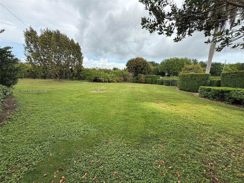 En Venta: $2,195,000 (4 camas, 2 baños, 2980 Pies cuadrados)