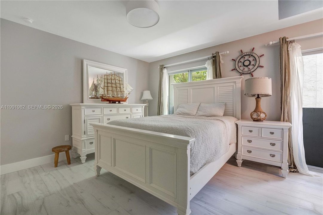 En Venta: $650,000 (2 camas, 2 baños, 1038 Pies cuadrados)