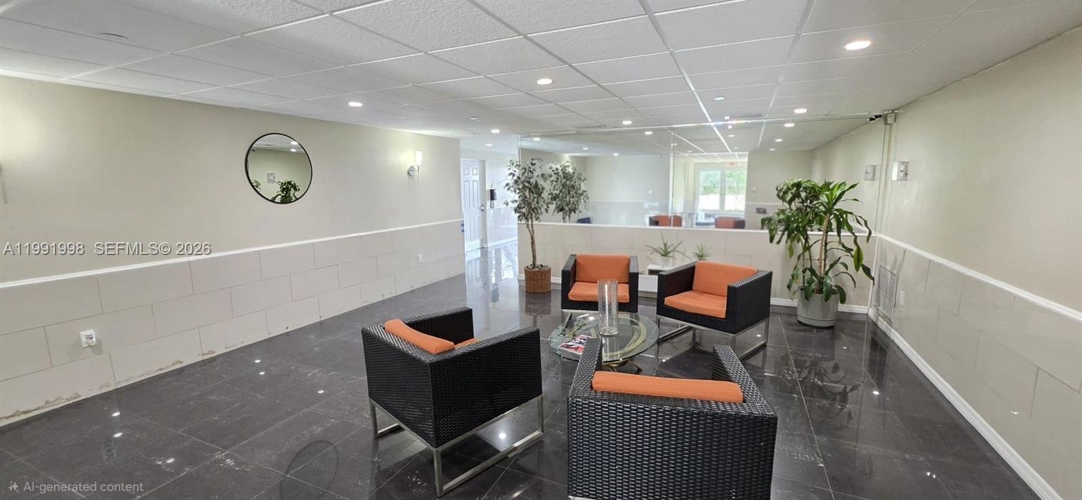 For Sale: $439,900 (2 beds, 2 baths, 1050 Square Feet)