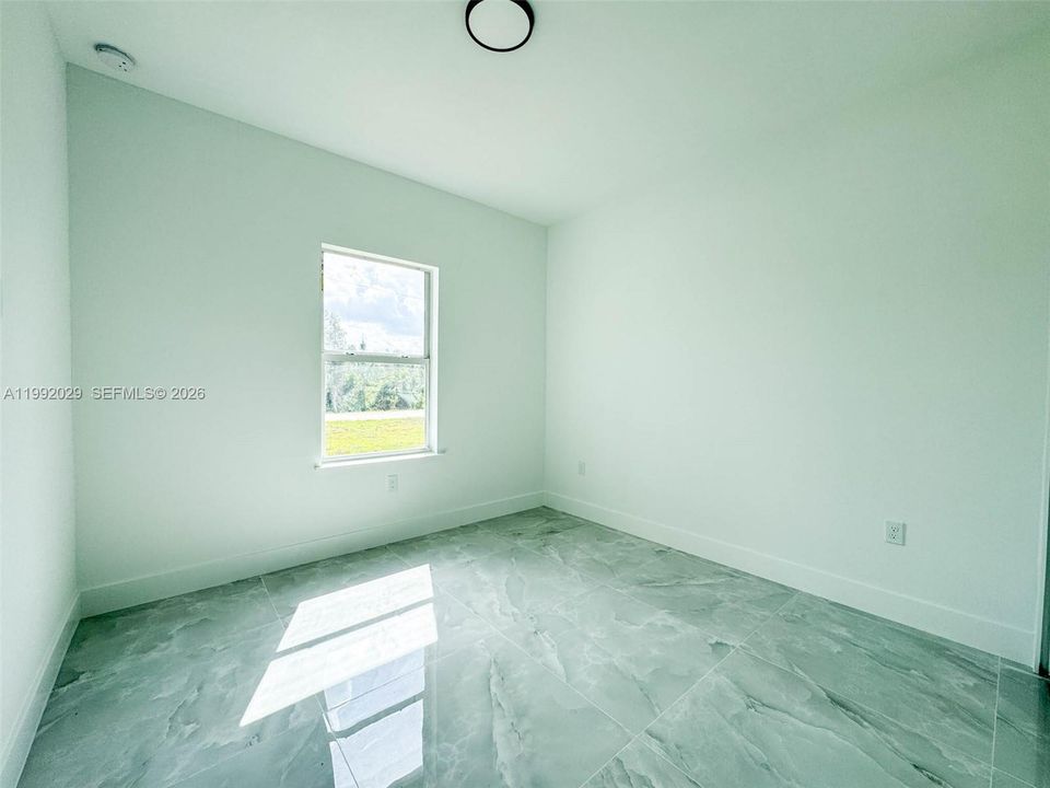 На продажу: $365,000 (4 спален, 3 ванн, 0 Квадратных фут)