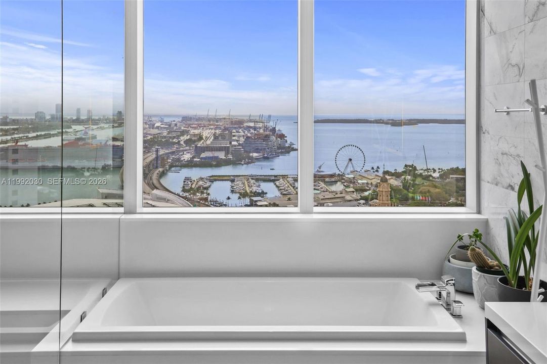 На продажу: $1,850,000 (4 спален, 4 ванн, 2188 Квадратных фут)