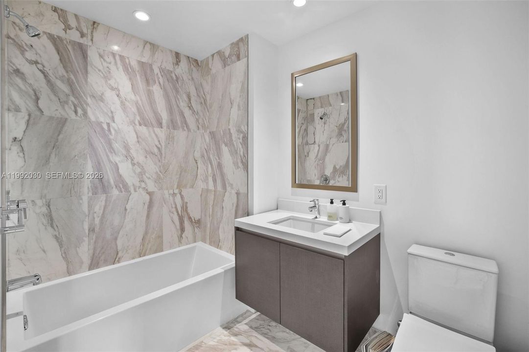 На продажу: $1,850,000 (4 спален, 4 ванн, 2188 Квадратных фут)