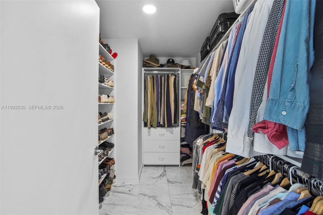 На продажу: $1,850,000 (4 спален, 4 ванн, 2188 Квадратных фут)