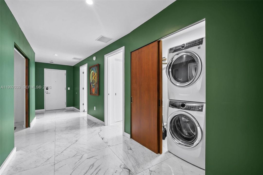 На продажу: $1,850,000 (4 спален, 4 ванн, 2188 Квадратных фут)