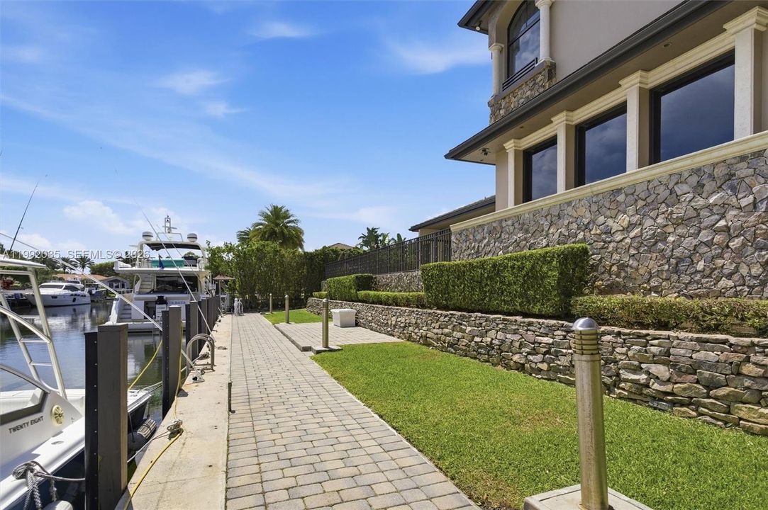 En Venta: $6,900,000 (4 camas, 4 baños, 3668 Pies cuadrados)