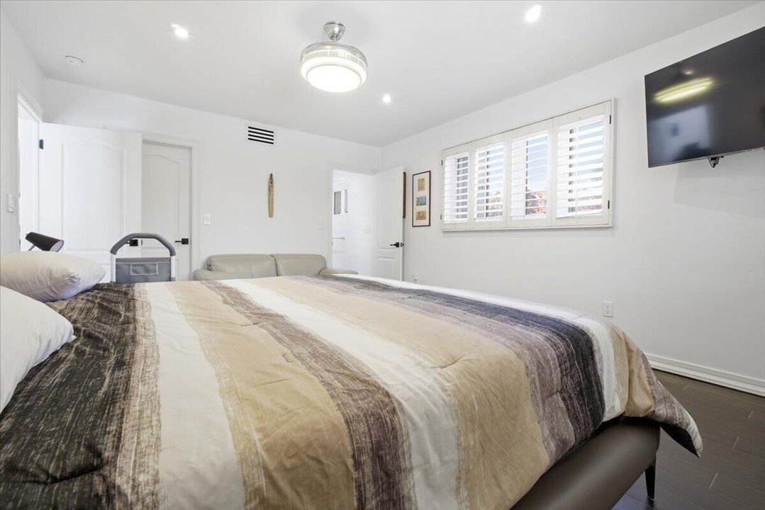 15-Bedroom