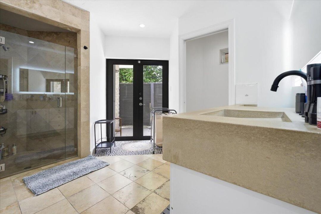 48-Master Bathroom