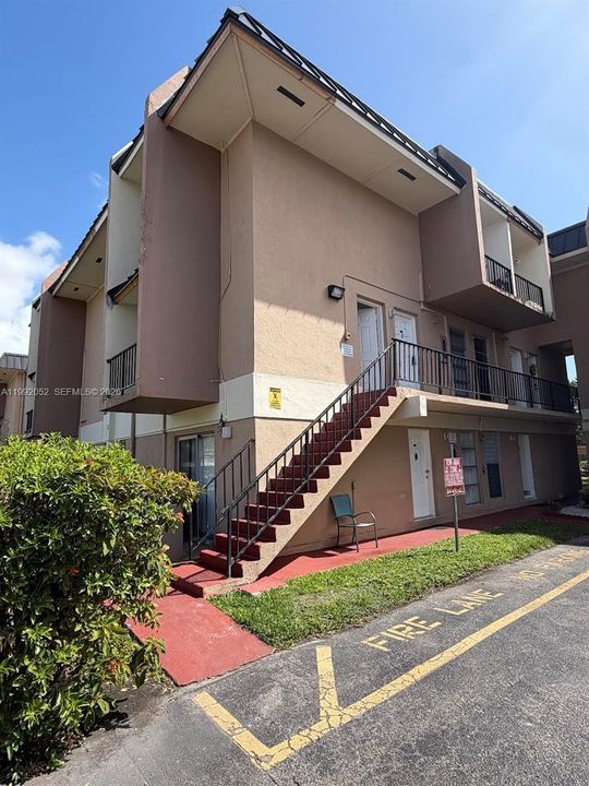 В аренду: $1,700 (1 спален, 1 ванн, 635 Квадратных фут)