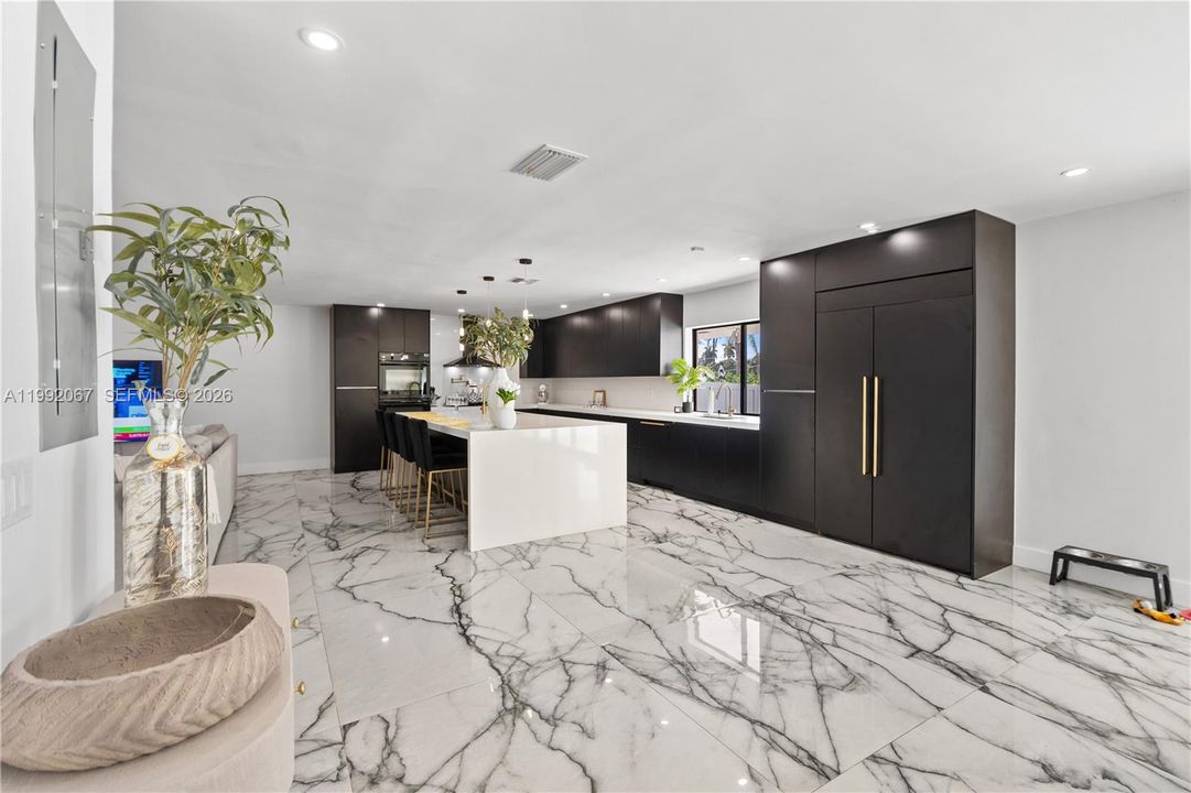 На продажу: $1,499,000 (4 спален, 3 ванн, 2596 Квадратных фут)