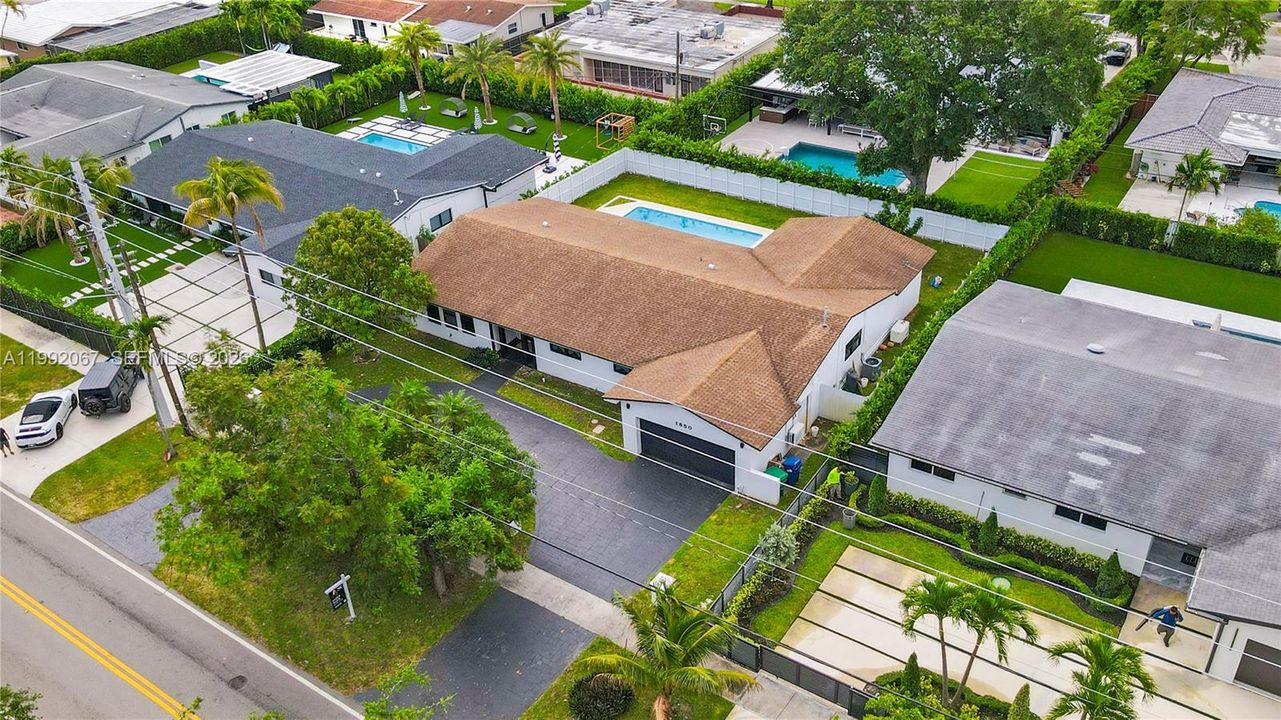 На продажу: $1,499,000 (4 спален, 3 ванн, 2596 Квадратных фут)