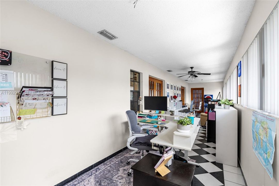 For Sale: $1,299,999 (5 beds, 5 baths, 4269 Square Feet)
