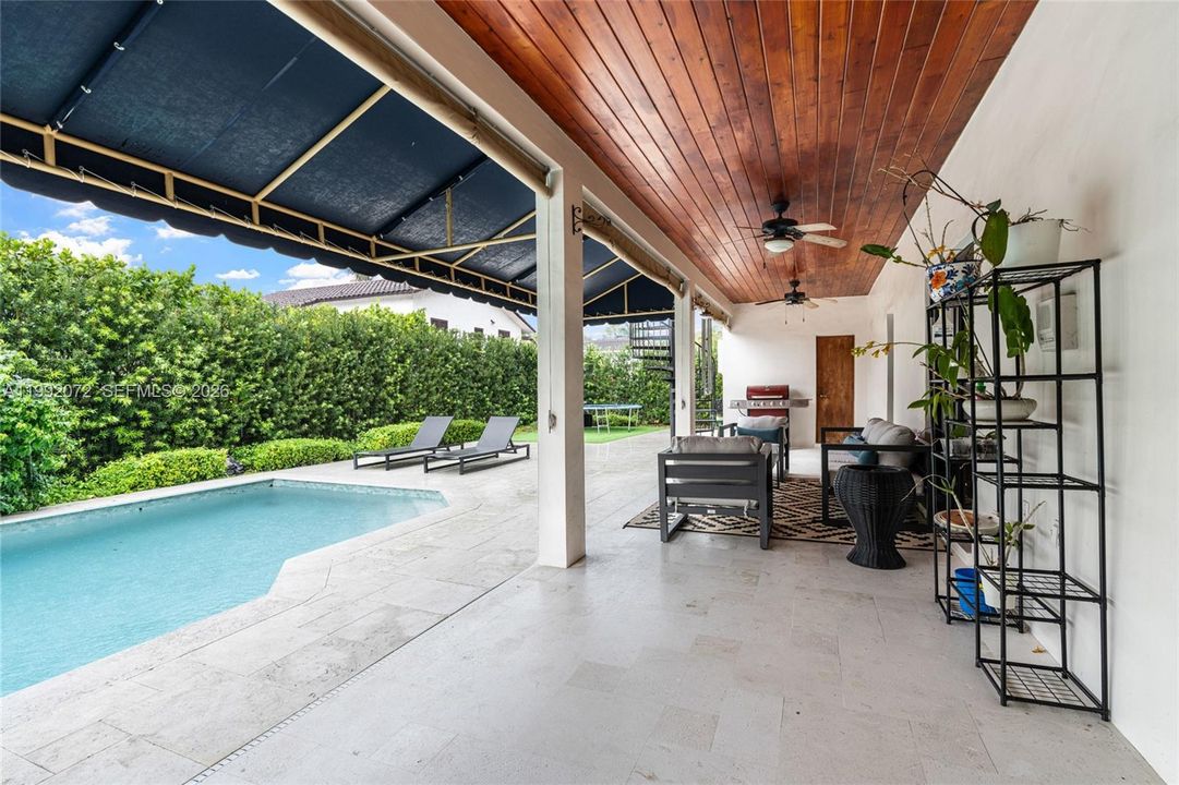For Sale: $1,299,999 (5 beds, 5 baths, 4269 Square Feet)