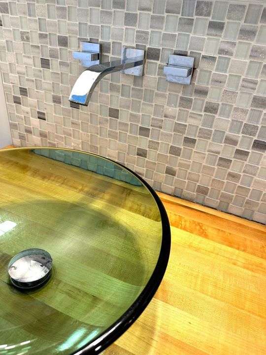 2nd bath sink