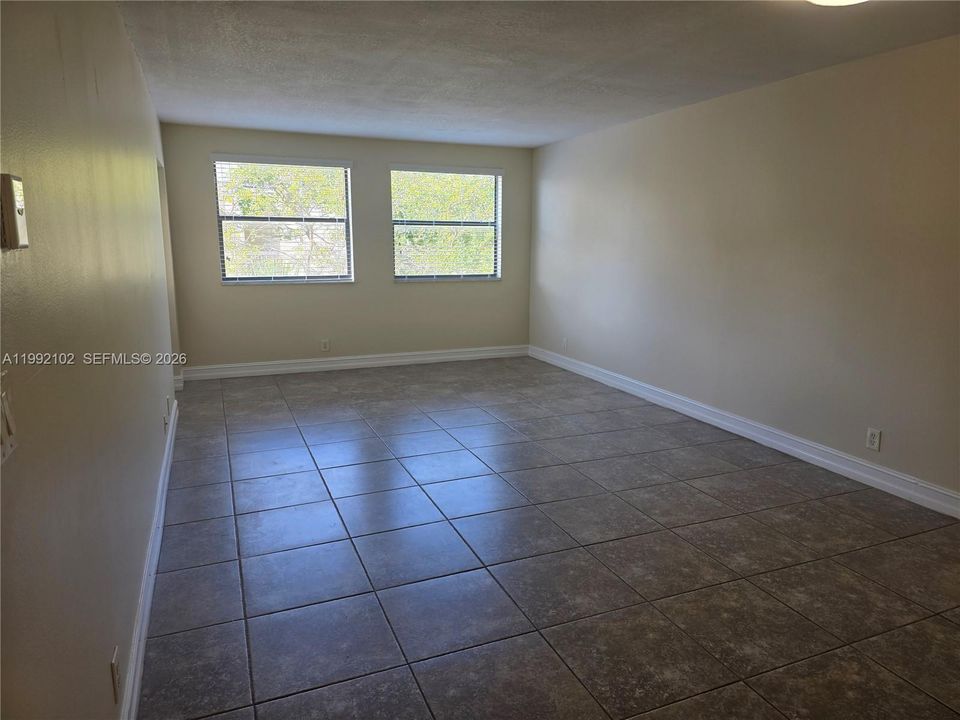 En Venta: $265,900 (1 camas, 1 baños, 710 Pies cuadrados)