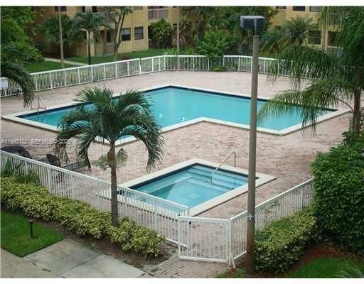 En Venta: $265,900 (1 camas, 1 baños, 710 Pies cuadrados)