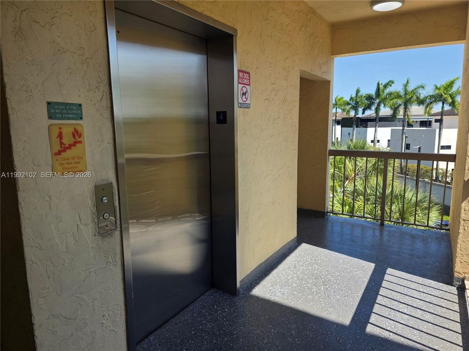 En Venta: $265,900 (1 camas, 1 baños, 710 Pies cuadrados)