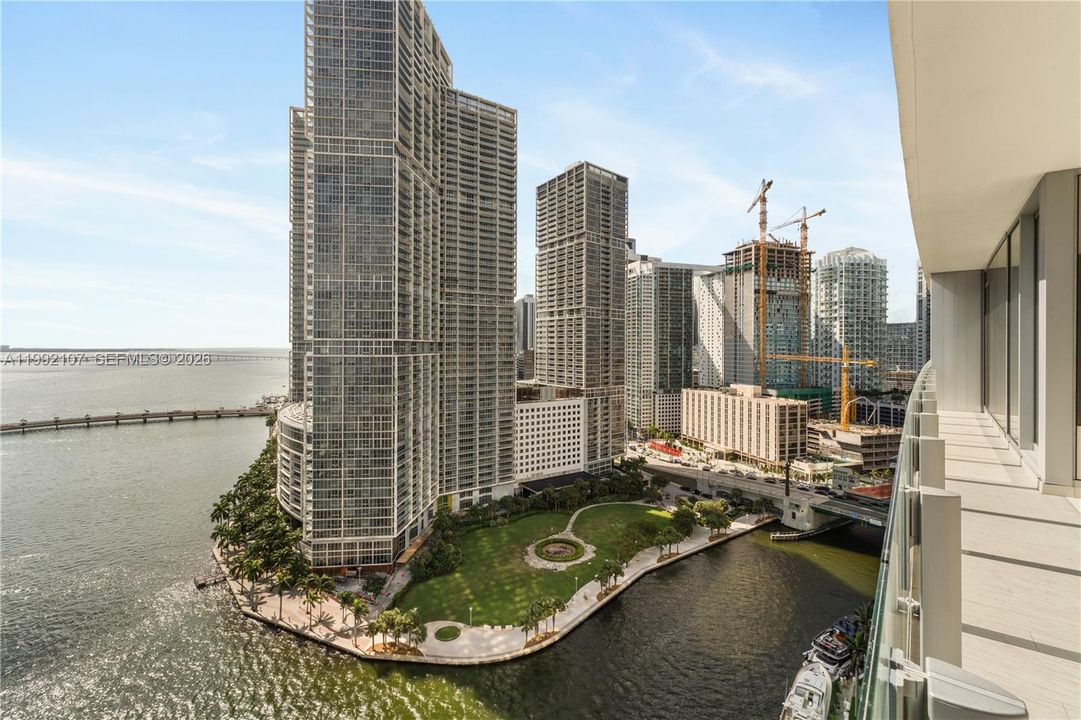 На продажу: $4,690,000 (3 спален, 4 ванн, 2742 Квадратных фут)