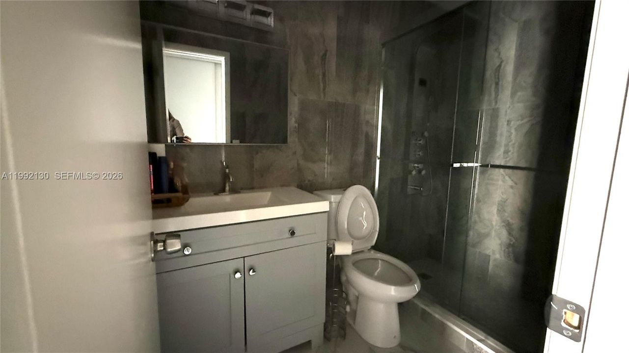For Sale: $259,000 (2 beds, 2 baths, 1150 Square Feet)
