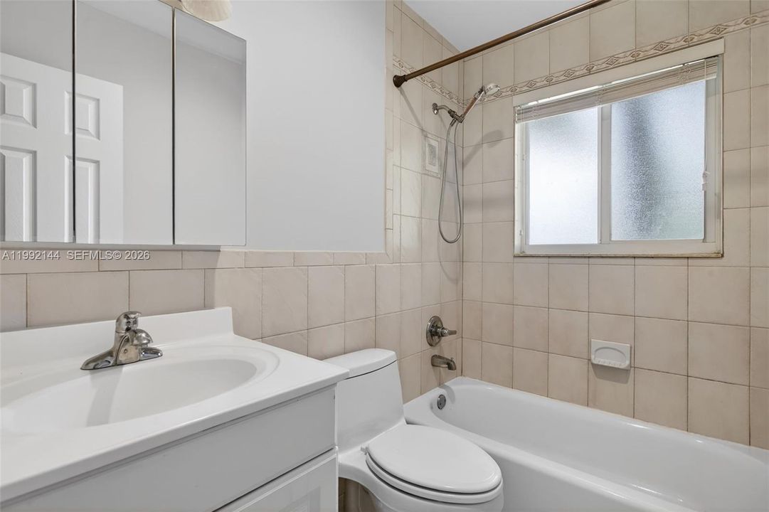 En Venta: $999,000 (0 camas, 0 baños, 2729 Pies cuadrados)