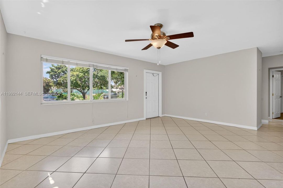 En Venta: $999,000 (0 camas, 0 baños, 2729 Pies cuadrados)