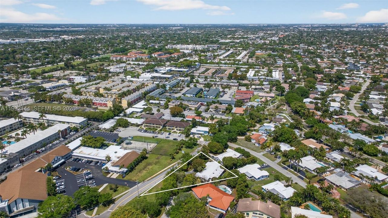 En Venta: $999,000 (0 camas, 0 baños, 2729 Pies cuadrados)