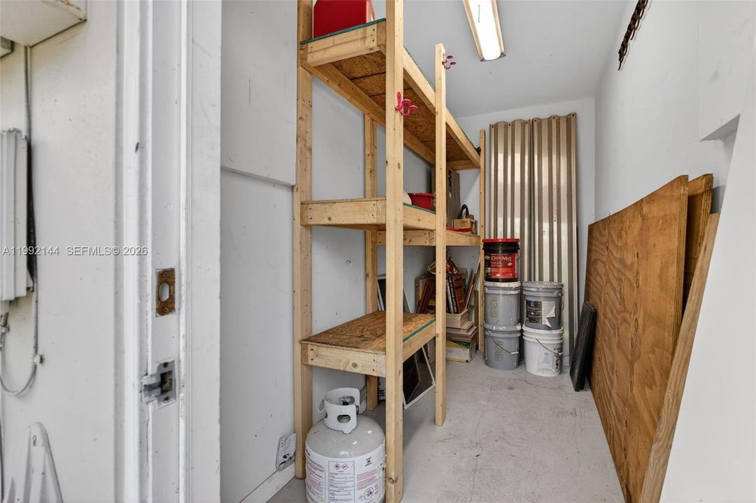 En Venta: $999,000 (0 camas, 0 baños, 2729 Pies cuadrados)