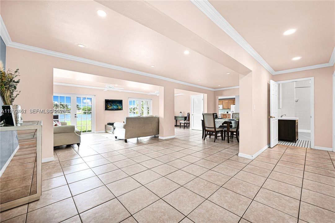 For Sale: $1,300,000 (5 beds, 3 baths, 2728 Square Feet)