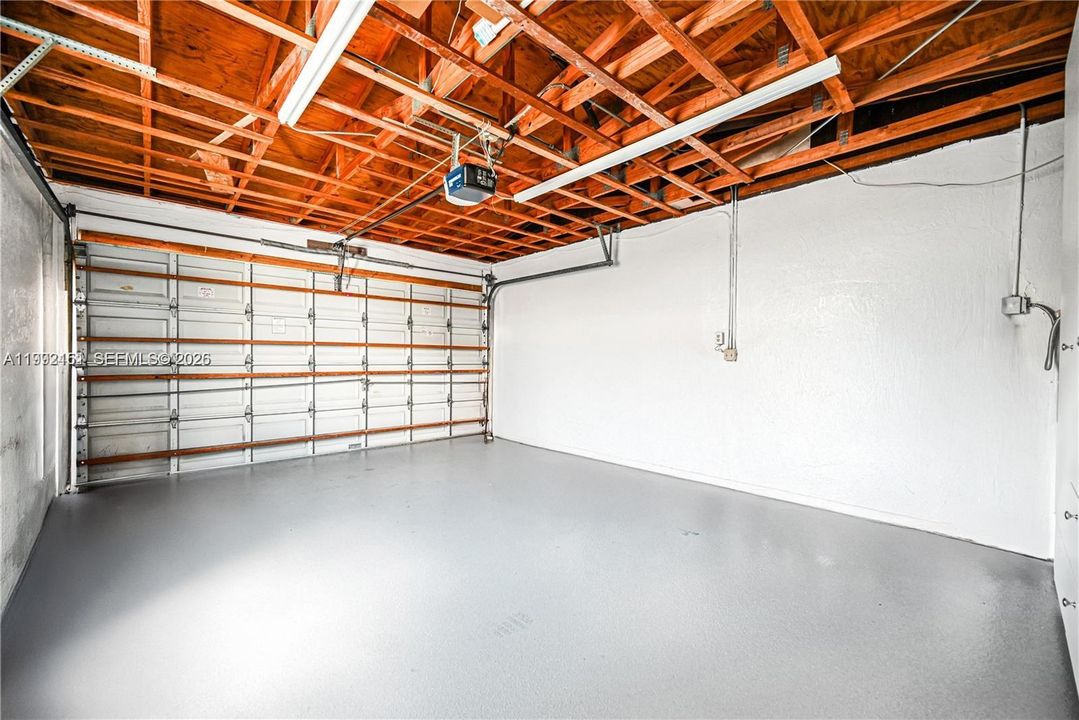 For Sale: $1,300,000 (5 beds, 3 baths, 2728 Square Feet)