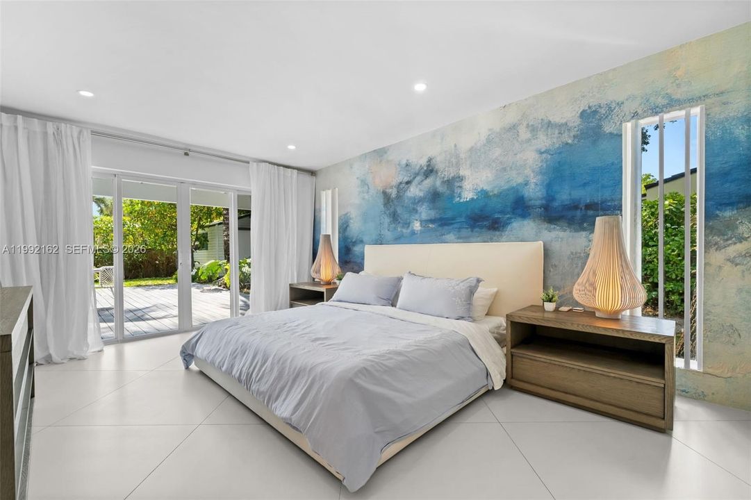 Active With Contract: $3,150,000 (4 beds, 3 baths, 2314 Square Feet)