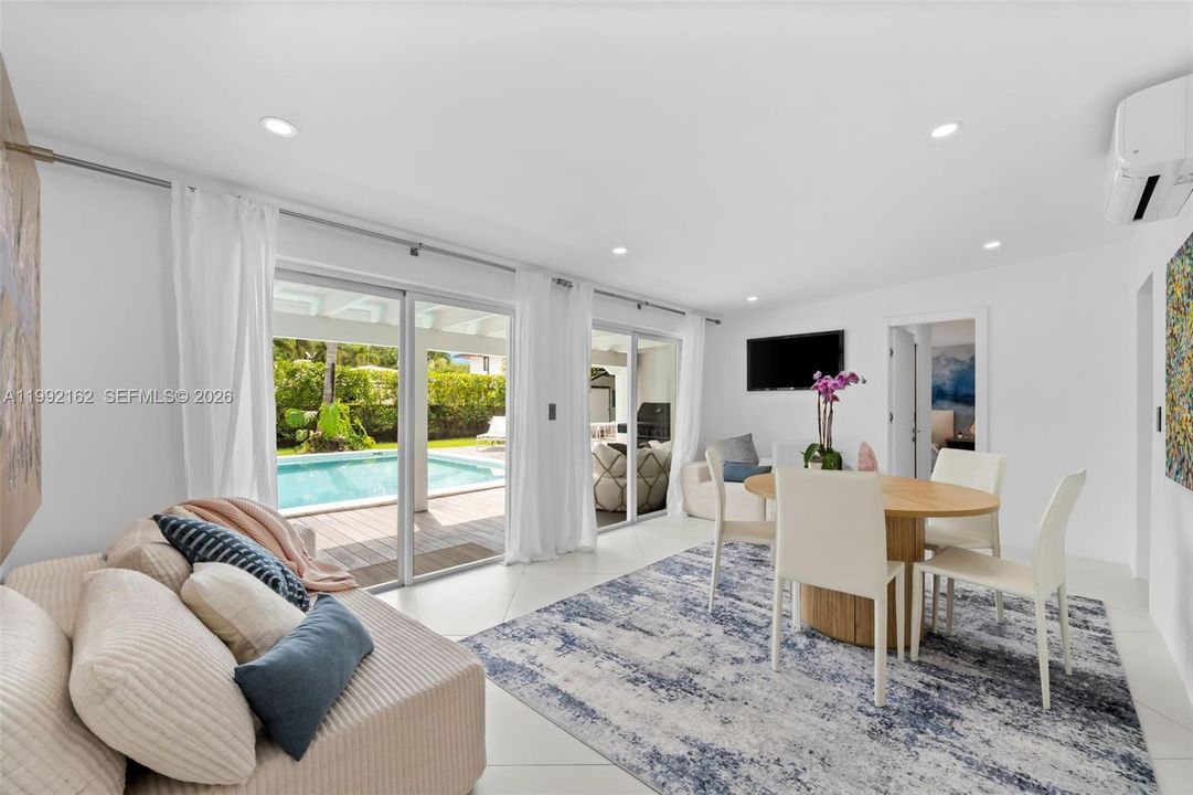 Active With Contract: $3,150,000 (4 beds, 3 baths, 2314 Square Feet)