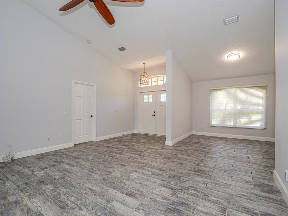 Laurel Point foyer living room and dinin