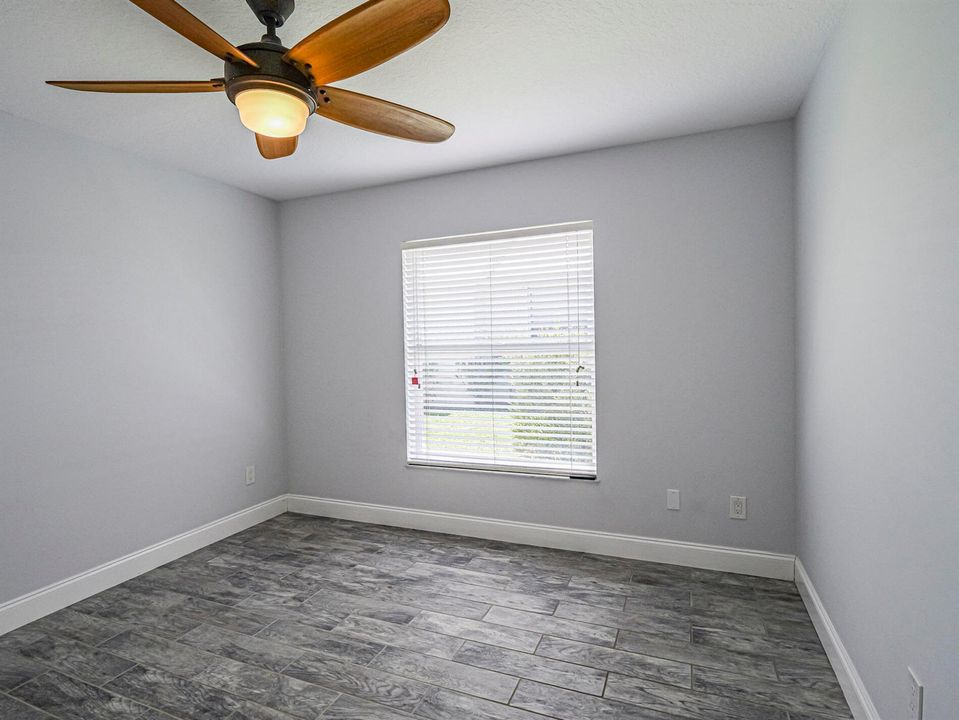 Laurel Point 2nd bedroom