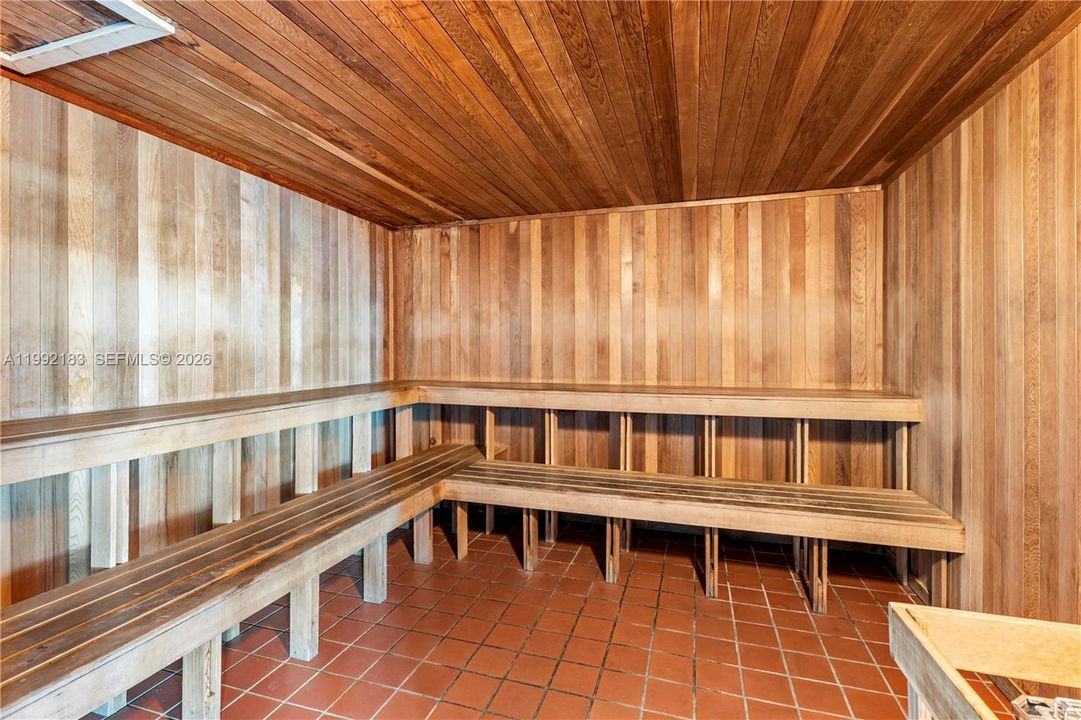 En Venta: $920,000 (2 camas, 2 baños, 1367 Pies cuadrados)