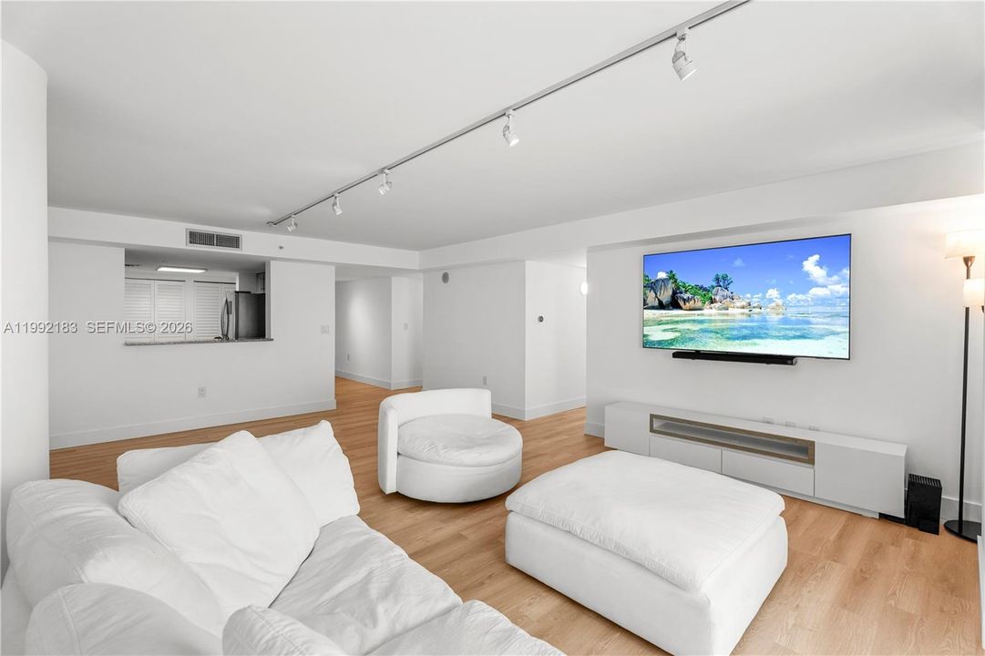 En Venta: $920,000 (2 camas, 2 baños, 1367 Pies cuadrados)